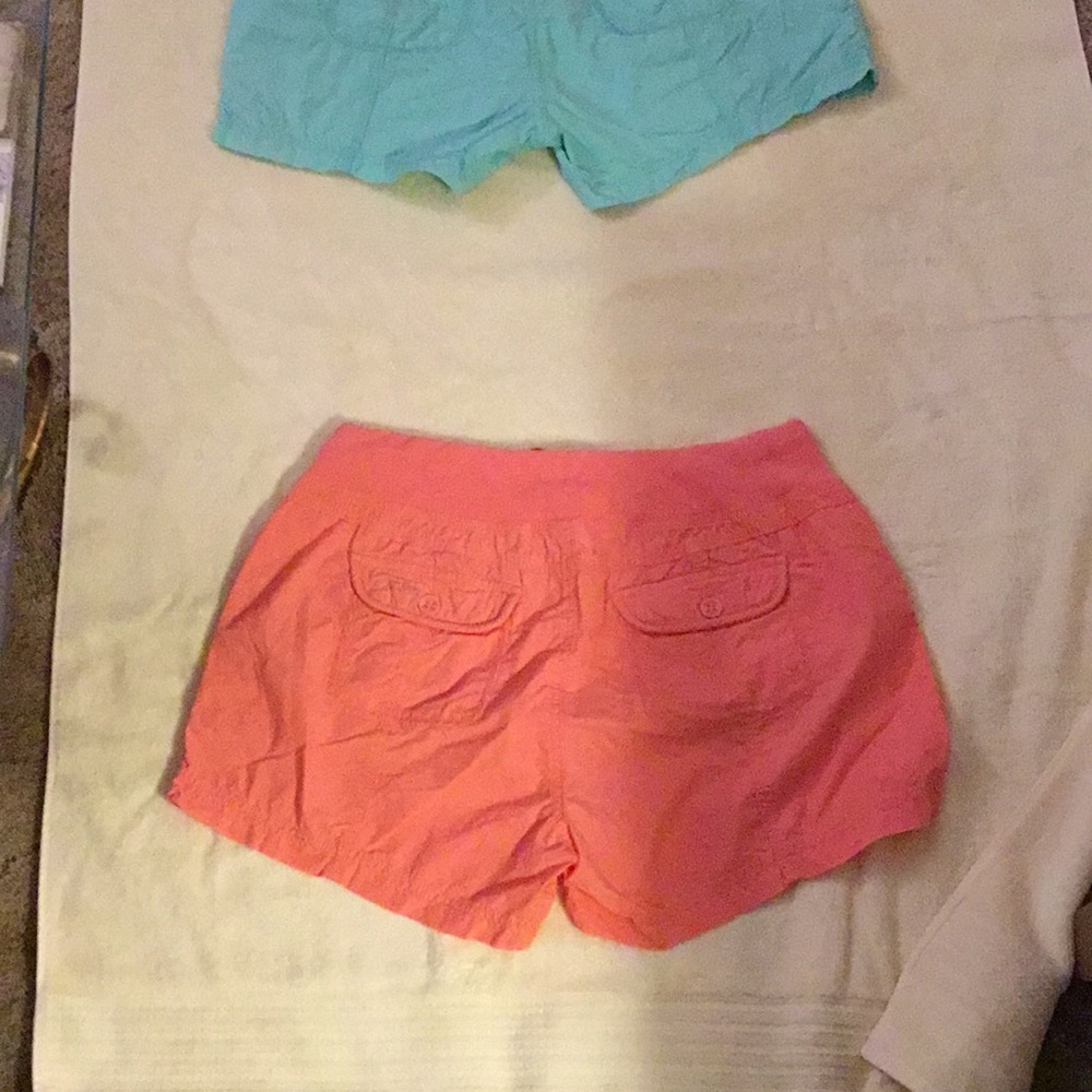 Shorts - Picture 3 of 5